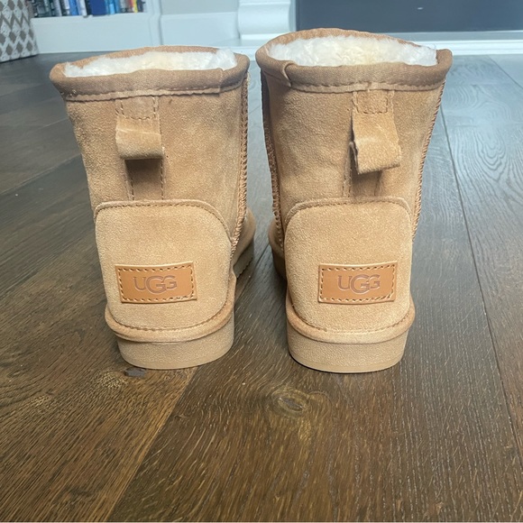 Shoes - Suede Boots